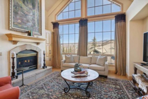 Oxford Court 301 by East West Hospitality Beaver Creek